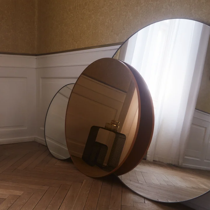 Circum Wandspiegel in small, medium und large von AYTM