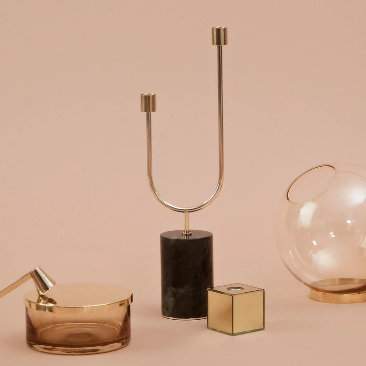 Grasil Kerzenhalter in forest / gold von AYTM