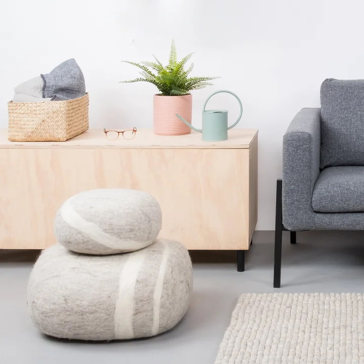 Kieselstein Kissen in hellbeige von myfelt