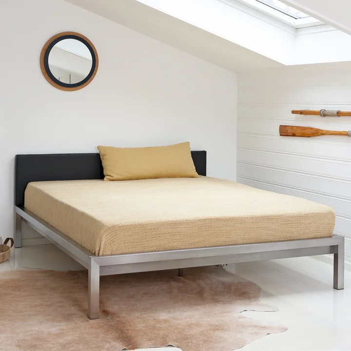 Pure Bett von Hans Hansen im Schlafzimmerambiente