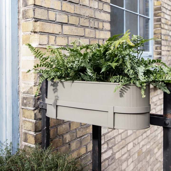 Bau Balcony Box von Ferm Living