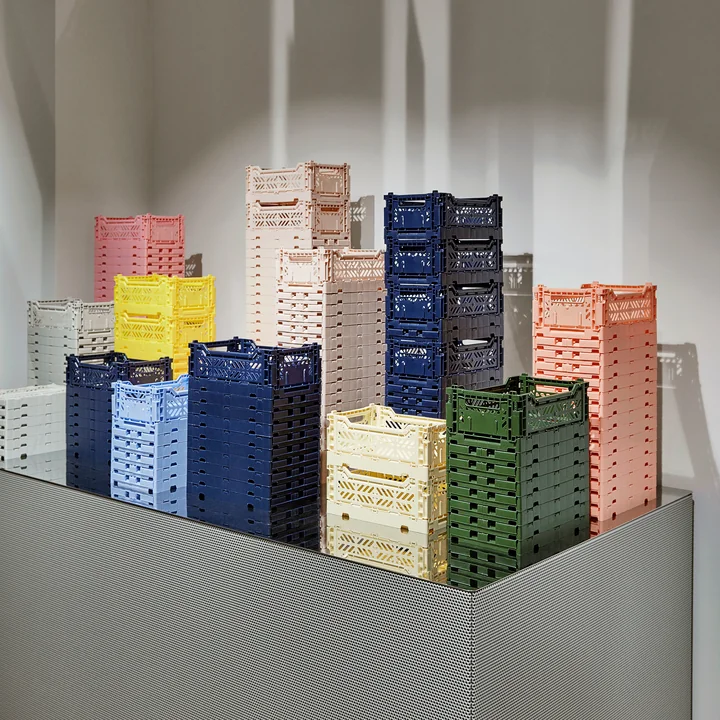 Colour Kiste von HAY in verschiedenen Farben