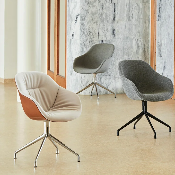 About A Chair AAC 121 von HAY