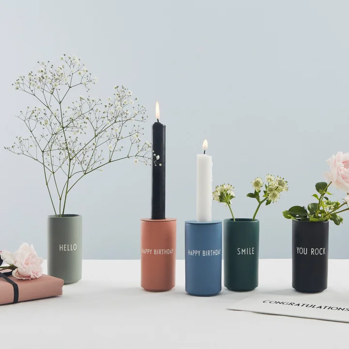 AJ Favourite Porzellan Vasen von Design Letters