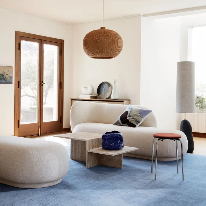 Hebe Leuchte, Vista Kissen und Tuck Pflanztopf von Ferm Living