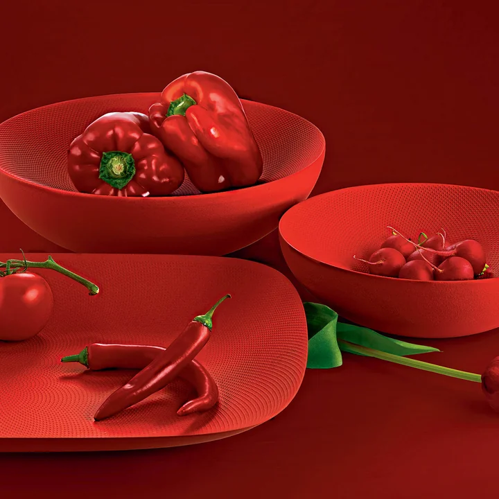 Reliefdekor von Alessi in rot