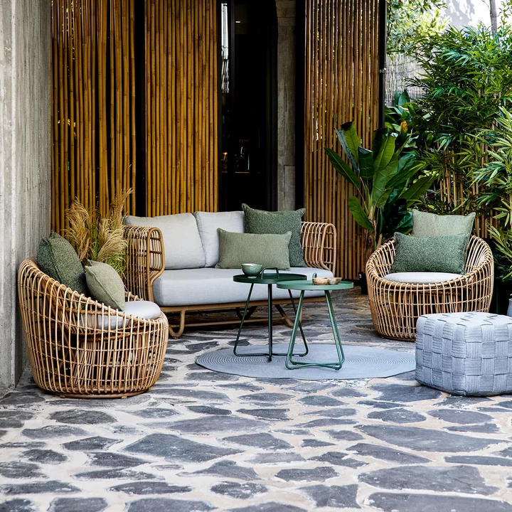 Nest Outdoor, natur / hellgrau mit Nest Round Sessel von Cane-line