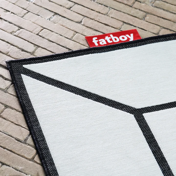 Carpretty Grand Frame Outdoor-Teppich 200 x 290 cm von Fatboy in off-white