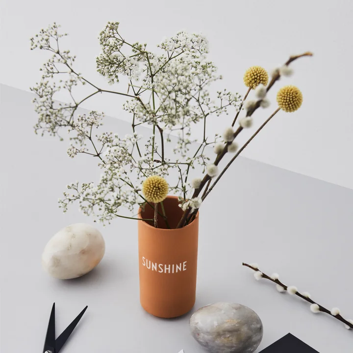 AJ Favourite Porzellan Vase von Design Letters 