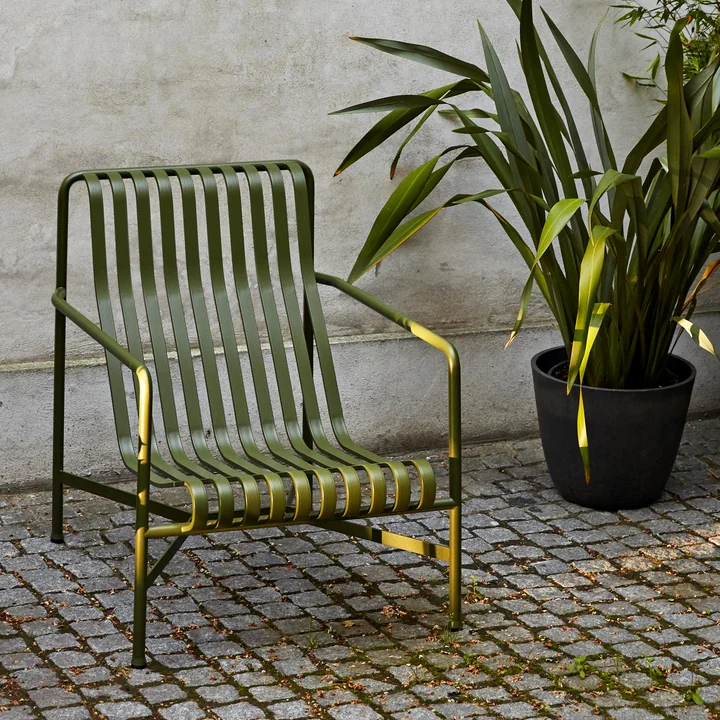 Palissade Lounge Chair High von HAY in olive