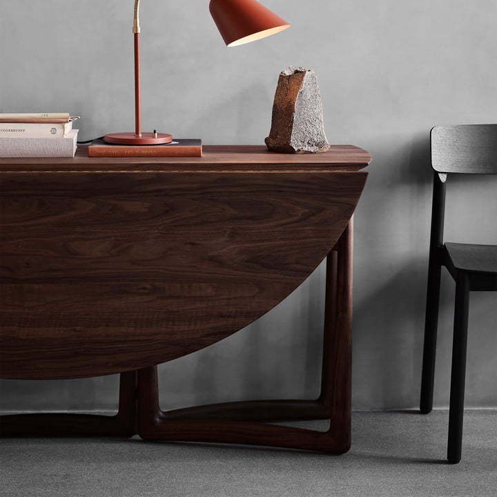 Drop Leaf HM6 Esstisch von &tradition | Connox