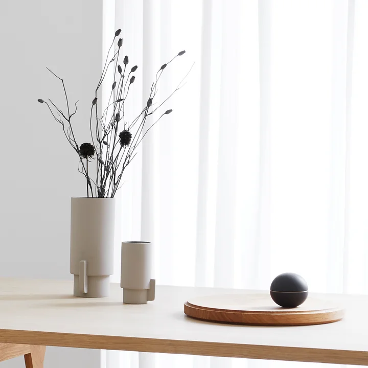 Alcoa Vasen, Hellgrau von Form & Refine