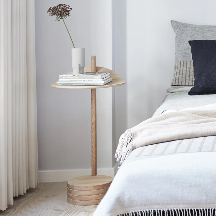 Stilk Beistelltisch, Eiche von Form & Refine