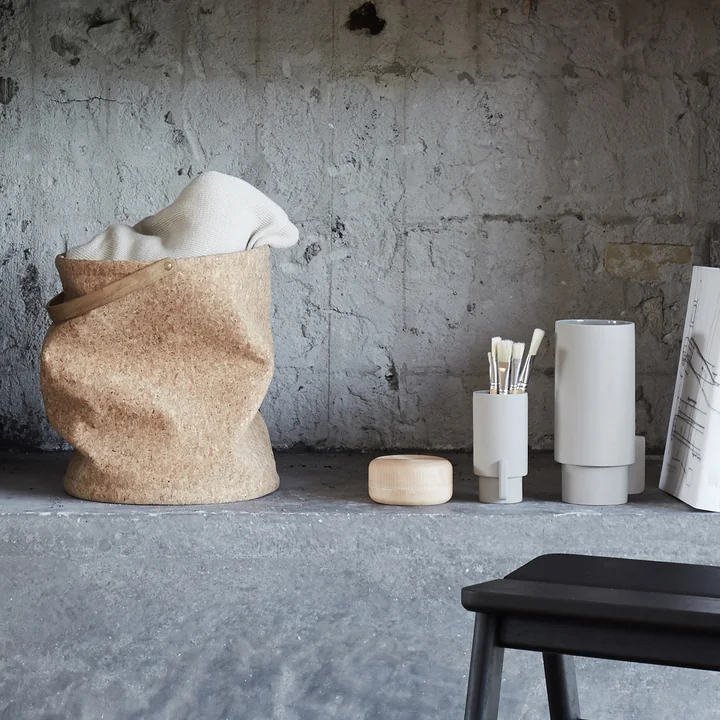 Nest Papierkorb, Kork von Form & Refine
