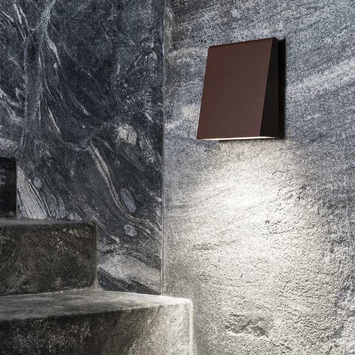 Cuneo Outdoor LED-Wandleuchte, rost von Artemide