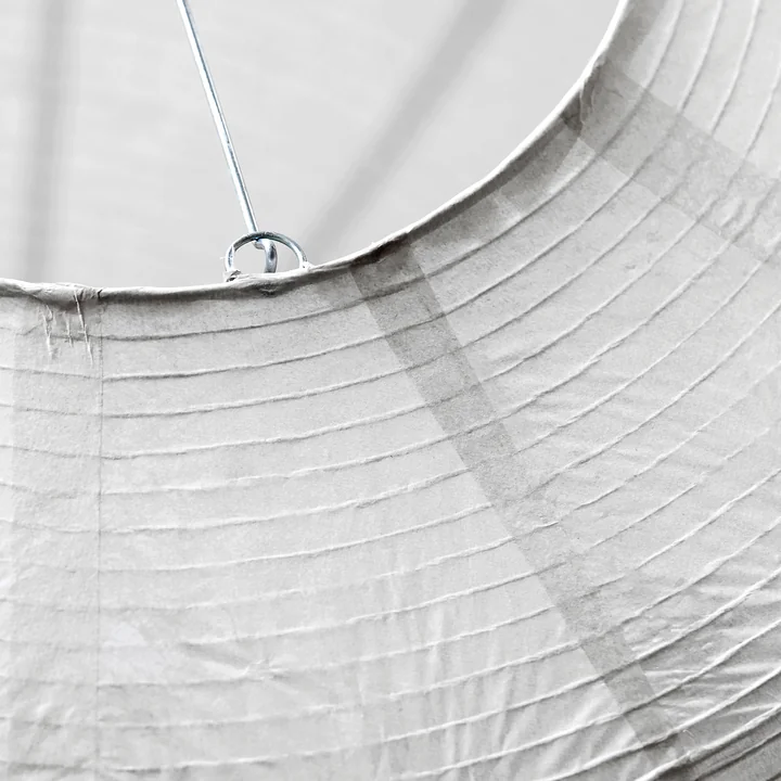 Der Bidar Lampenschirm, Ø 81,5 cm, grau von House Doctor wird von Drahtkreisen gehaltens