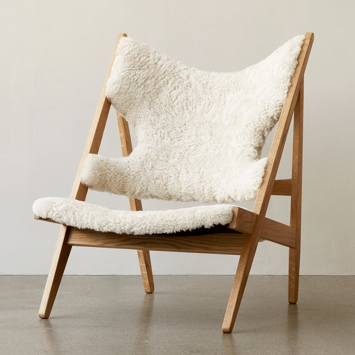 Knitting Chair Sheepskin von Audo