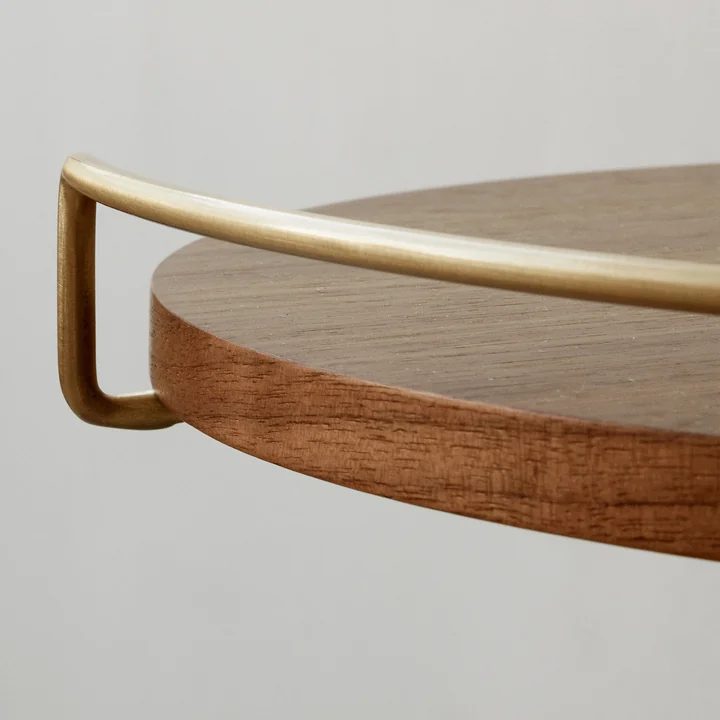 Der Umanoff Beistelltisch, Walnuss / Messing von Audo