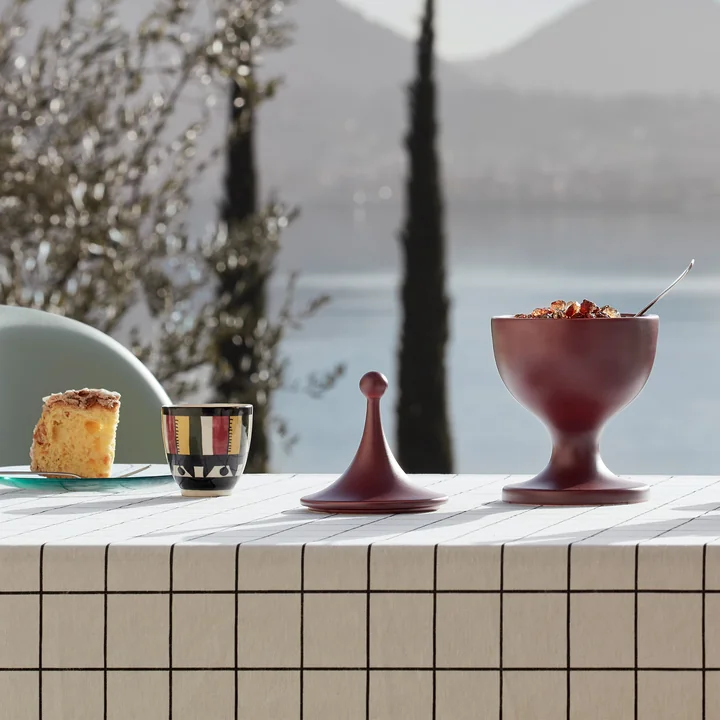 Ceramic Containers von Vitra in dark aubergine