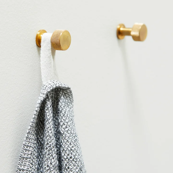 Angle Haken Ø 2 cm für Angle Hocker von Form & Refine in Messing