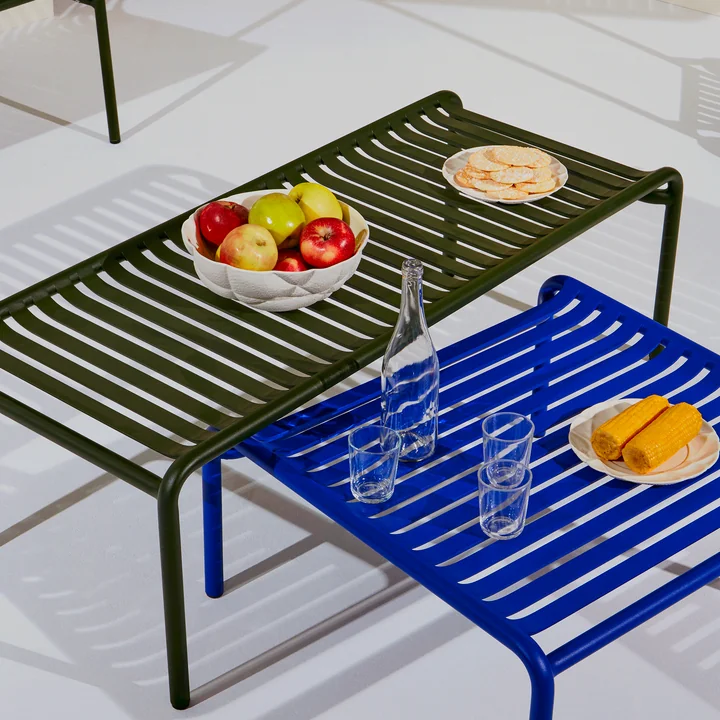 Die Week-End Couchtische von Petite Friture mit Lamellenstruktur