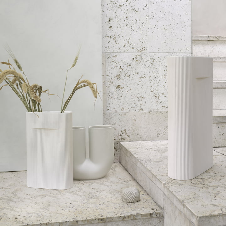 Ridge Vase von Muuto in off-white