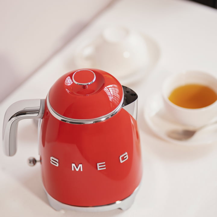 Mini-Wasserkocher KLF05 von Smeg