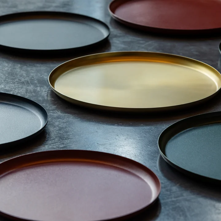 Metalltablett in verschiedenen Größen