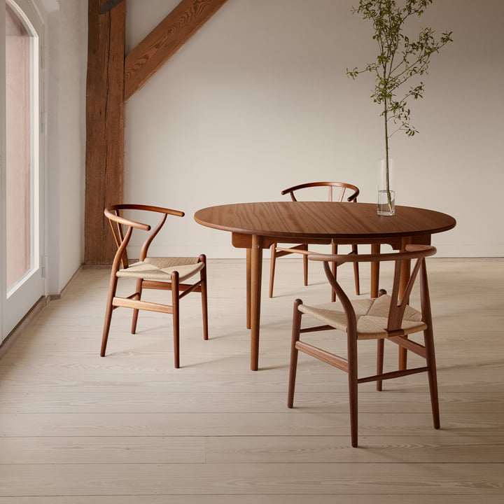 CH24 von Carl Hansen aus Mahagoni