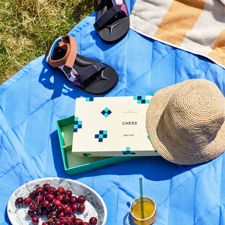 Play Schach Brettspiel von HAY