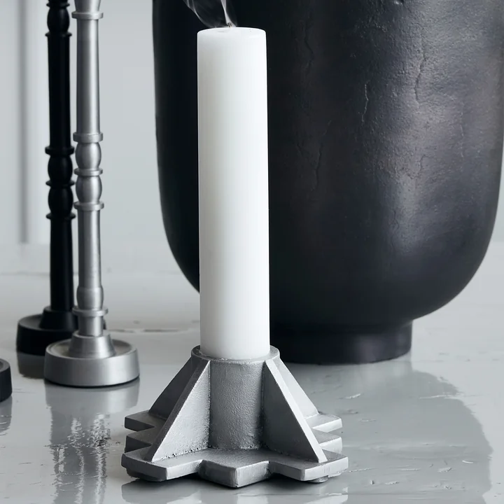 Castle Kerzenhalter 6,4 cm von House Doctor in der Farbe grau