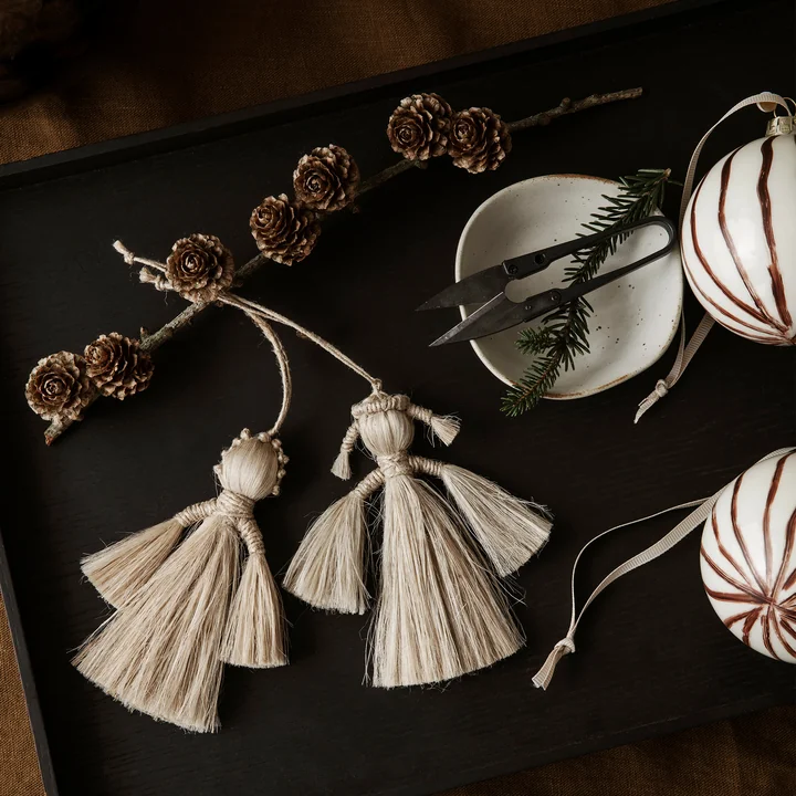 Jute Anhänger Engel und Lines Christbaumkugeln von Ferm Living 