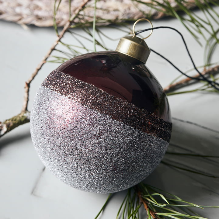 Stripe Christbaumkugel von House Doctor in der Farbe bordeaux