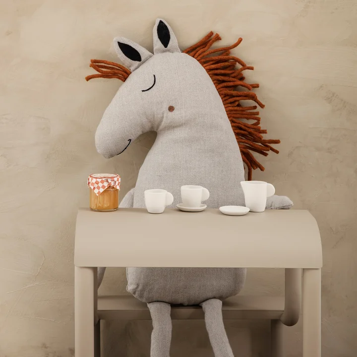 Spielzeug Tee-Set von Ferm Living in der Farbe off-white