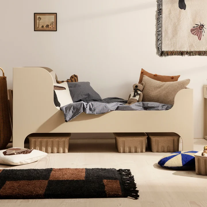 Sill Kinderbett von Ferm Living in der Farbe cashmere