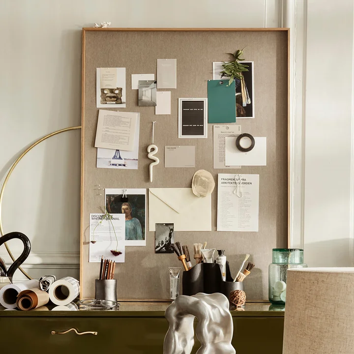 Scenery Pinnwand von Ferm Living in der Ausführung Eiche natur / beige