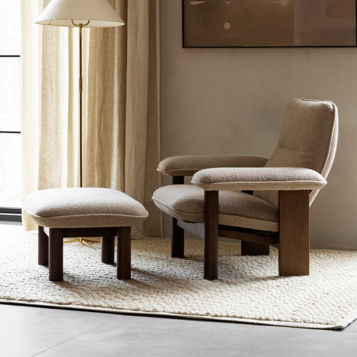 Der Brasilia Lounge Chair und Ottoman im Wohnzimmer