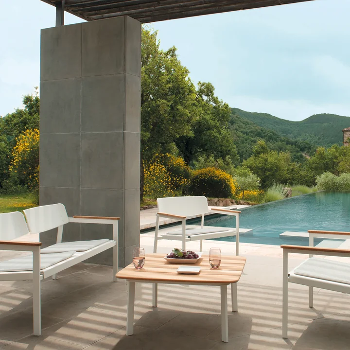 Shine Outdoor Beistelltisch von Emu