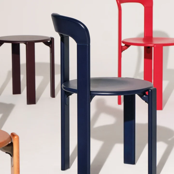 Rey Stühle und Hocker von HAY