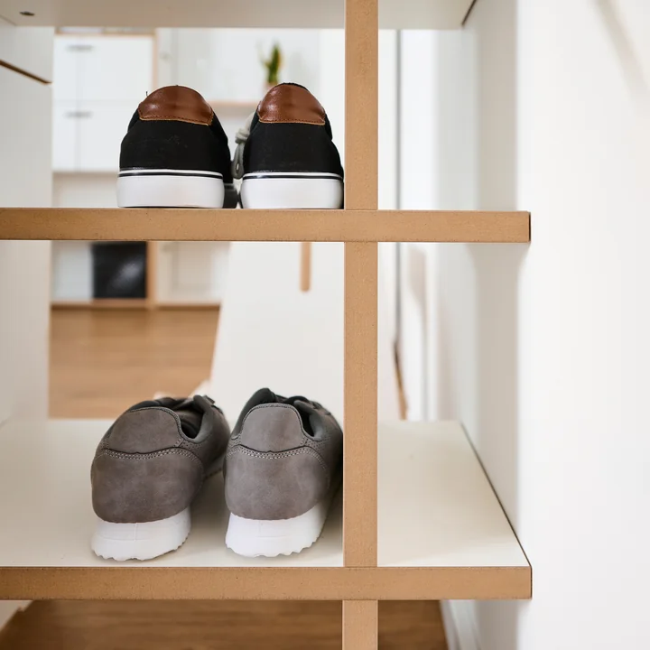 angeber Garderobe von Tojo