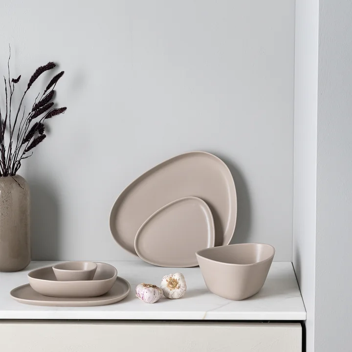 Curve Stoneware Schale von Lind DNA