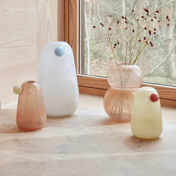 Die organische Lasi Vase von OYOY