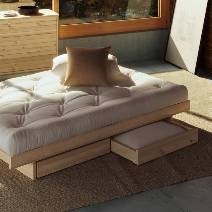 Kanso Bett, Kiefer natur von Karup Design