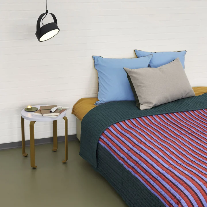 Smile Hocker von Hübsch Interior 