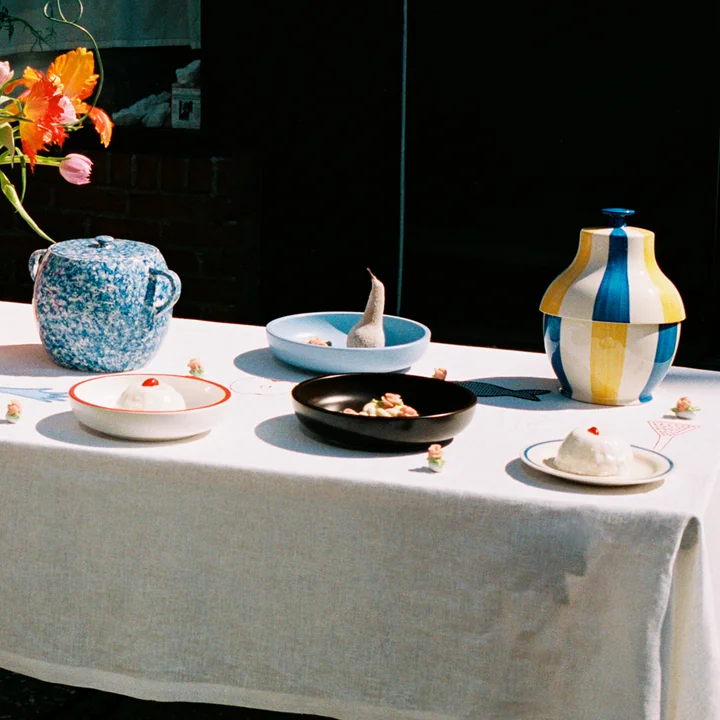 Sobremesa Situation von HAY