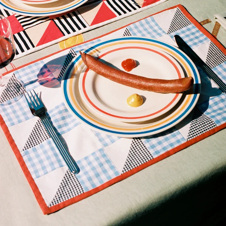 Sobremesa Situation von HAY