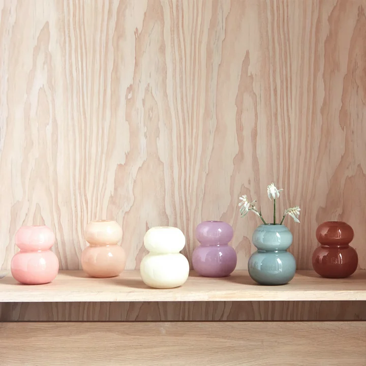 Die organische Lasi Vase von OYOY