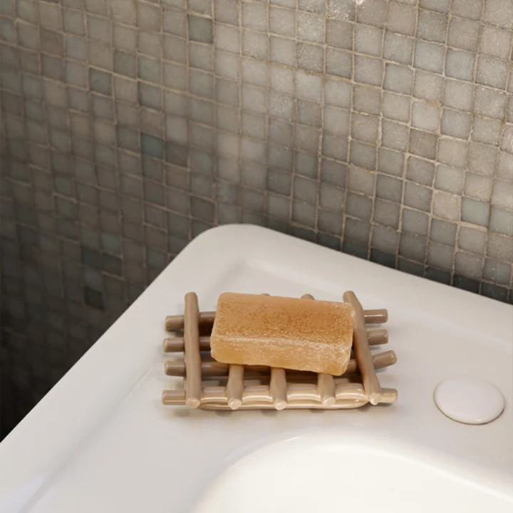 Ceramic Seifenschale von Ferm Living