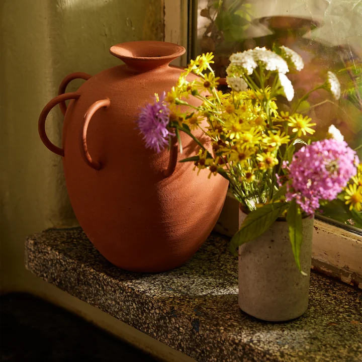 Objects Terracotta Vase mit Henkel, natural terracotta von HKliving