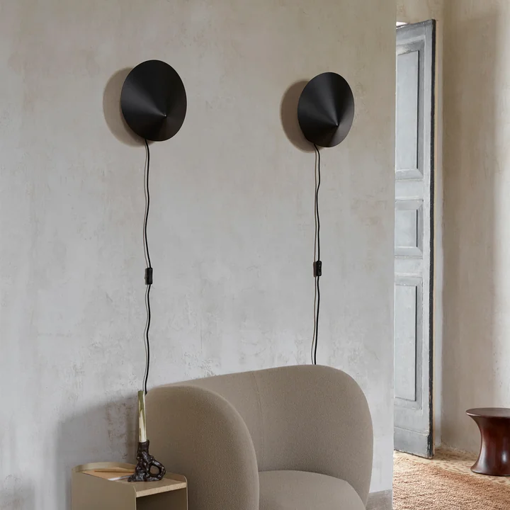 Ferm Living - Arum Sconce Wandleuchte, schwarz